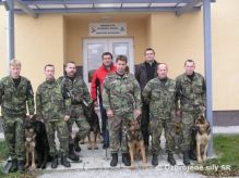 Kurz psovodov a psov na detekciu výbušnín
