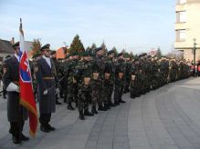 Spoločný nástup ALTHEA a KFOR vo fotografii