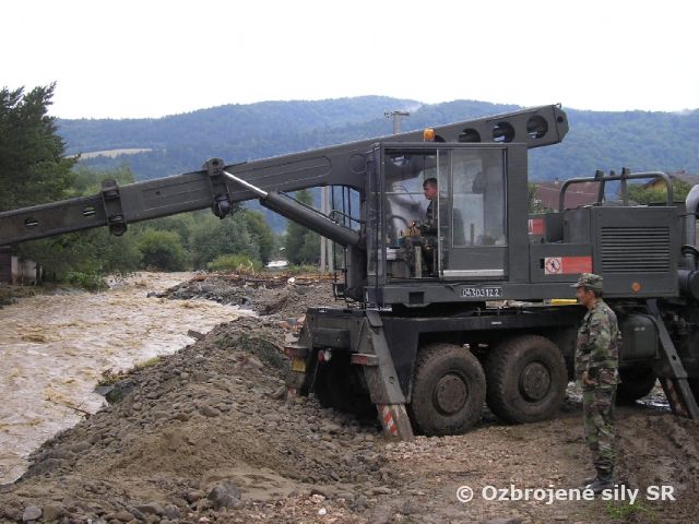 Pomoc 2. mechanizovanej brigády pri povodniach