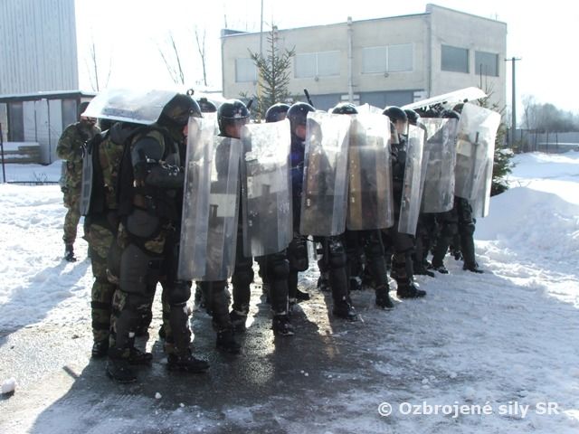Kontrolné cvičenie jednotky do operácie UNFICYP v Rožňave