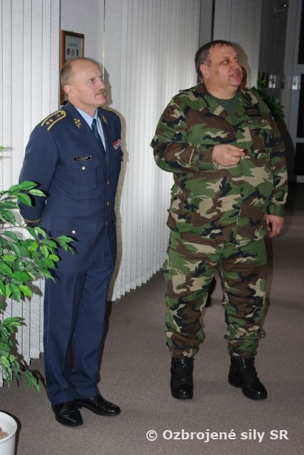 Návšteva pridelenca obrany ČR u pozemných síl OS SR