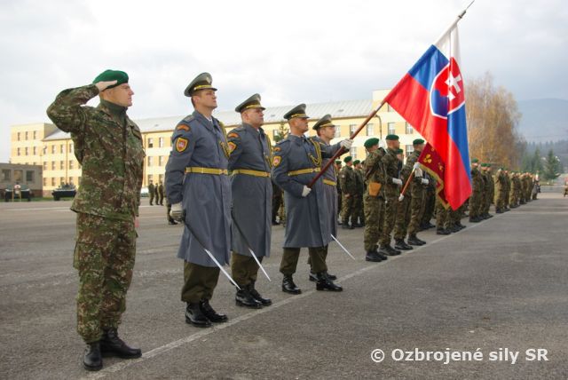 15. výročie vzniku 11. mechanizovaného práporu - práporu okamžitej reakcie MARTIN