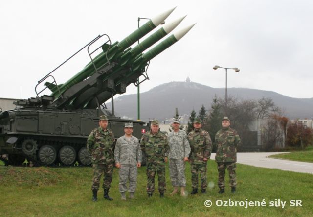 Pridelenci  obrany USA na  návšteve  v NITRE