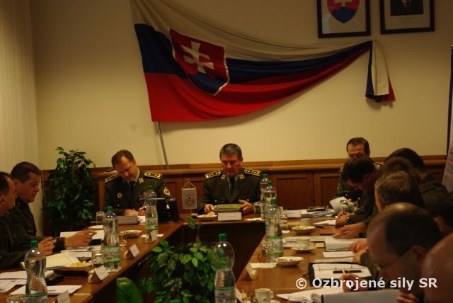 V Trenčíne rokovali  členovia vojenskej rady