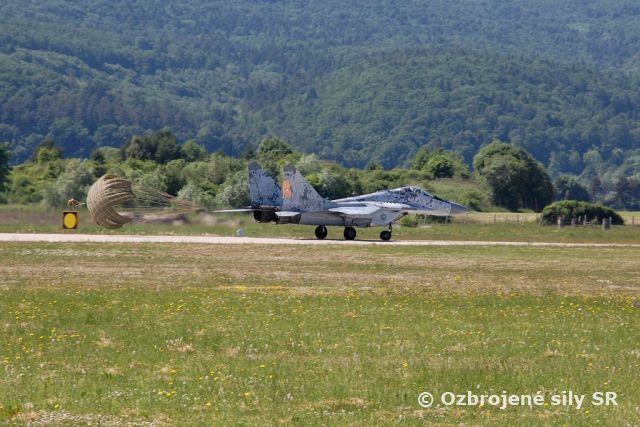 Prehliadka leteckej základne Sliač pre obyvateľov mesta Sliač - aktualizované