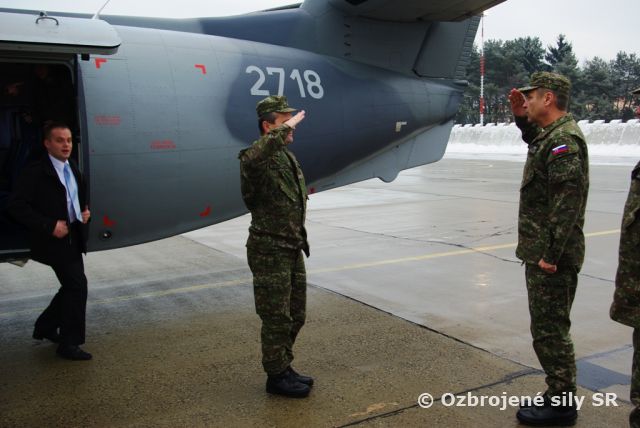 Vzdušné sily privítali Náčelníka GŠ OS SR