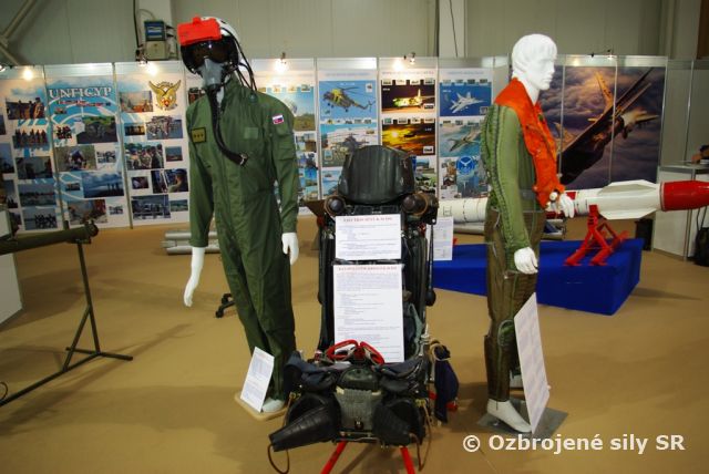 Vzdušné sily na veľtrhu IDEB 2012