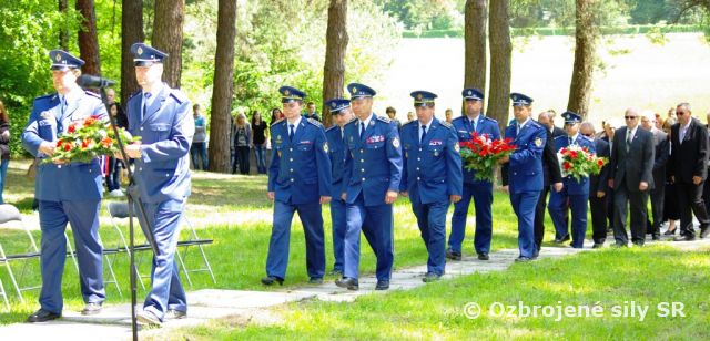 V Kováčovej spomínali na obete 2. svetovej vojny