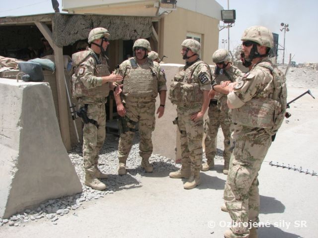 Výmena stráží vo vojenskej operácii ISAF