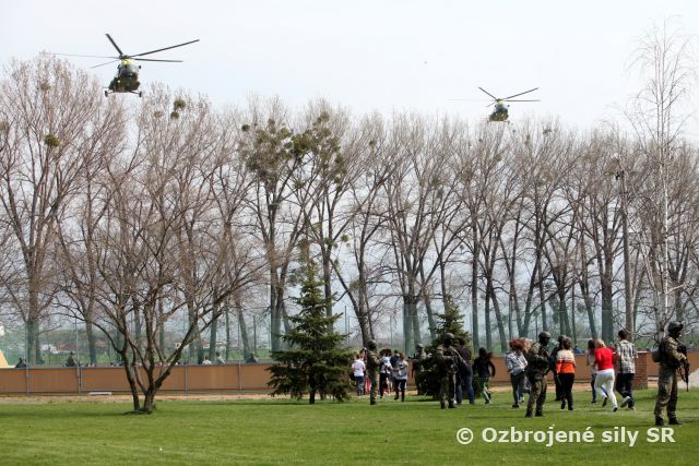 Vzdušné sily súčasťou medzinárodného protiteroristického cvičenia "Atlas Common Challenge 2013"