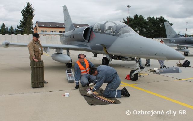 Ostré bojové streľby leteckej techniky vzdušných síl