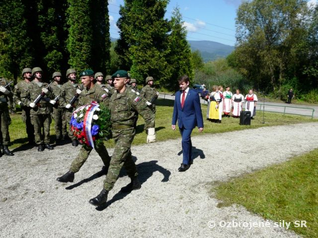 V Martine si vojaci uctili 70. výročie SNP