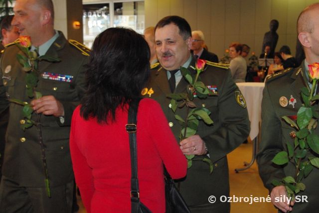 Pri príležitosti medzinárodného sviatku si muži uctili ženy