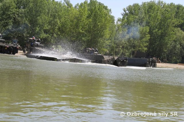 Preverenie spôsobilostí ženijných záchranárov