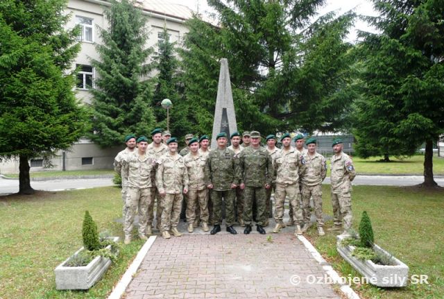 Slávnostná rozlúčka s príslušníkmi DCM-C odchádzajúcimi do operácie Resolute Support v Afganistane