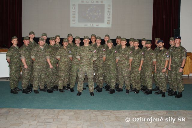Poradová prehliadka pred vyslaním a slávnostný nástup 