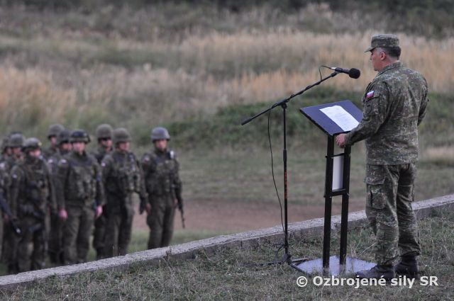 Príslušníci 21.MNTF zaujali obranné postavenia