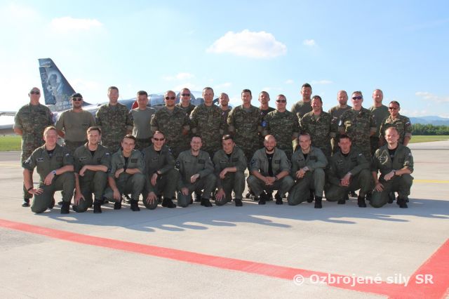 Príslušníci výcvikovej letky na medzinárodnom cvičení ADRIATIC STRIKE 2016