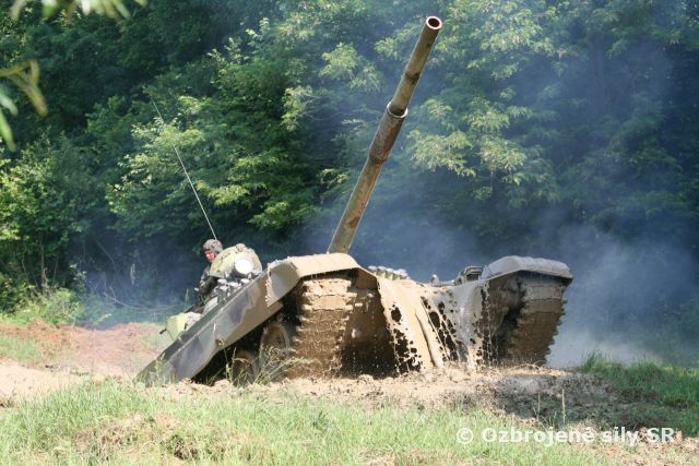 Cvičenie Slovak Shield 2016 preveruje schopnosť našich vojakov brániť Slovenskú republiku