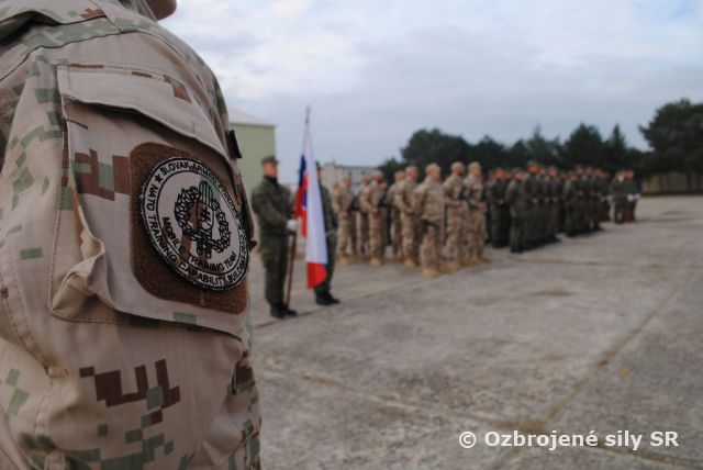 Slávnostný nástup pri príležitosti odchodu príslušníkov OS SR do operácie „Iracká podpora“