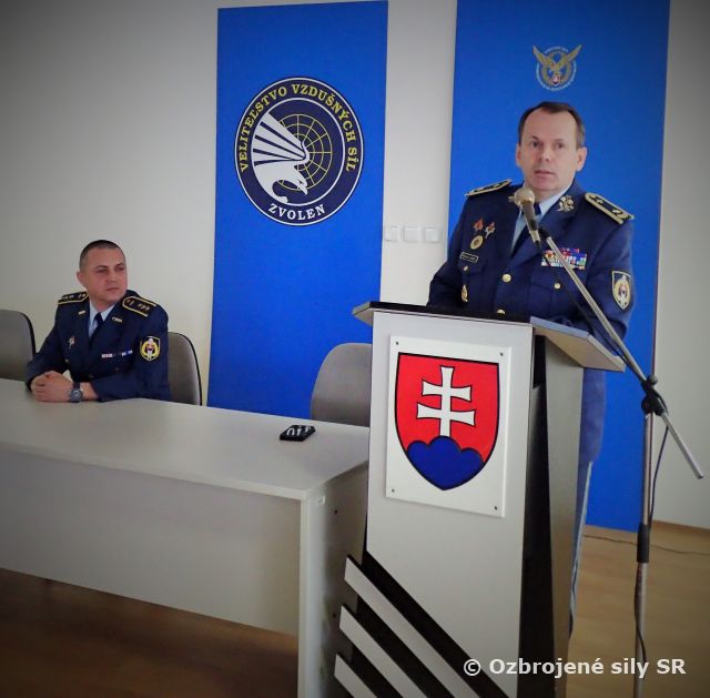 Slávnostný nástup pri príležitosti 25. výročia vzniku SR