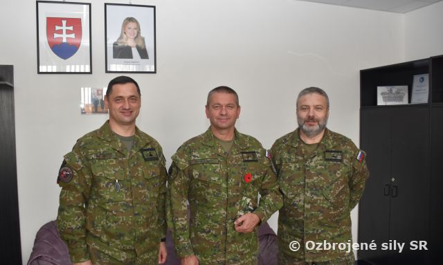 Generálny duchovný na návšteve veliteľstva vzdušných síl