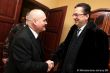 Ministri obrany SR a Maďarska si pripomenuli výročie tragédie v maďarskej obci Hejce