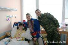 Príslušníci ČS PSR navštívili detskú onkológiu
