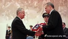 Prezident udelil najvyššie štátne vyznamenania
