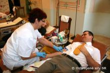 Valentínska kvapka krvi odštartovala na pôde Prezidentského paláca