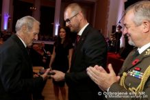 Hlavný veliteľ ozbrojených síl si uctil veteránov