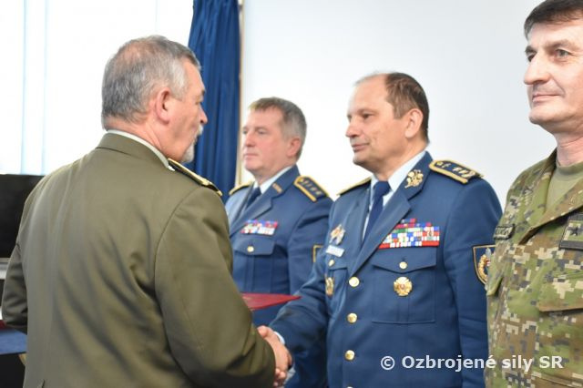 Náčelník generálneho štábu OS SR poďakoval príslušníkom VzS za kvalitné plnenie úloh 