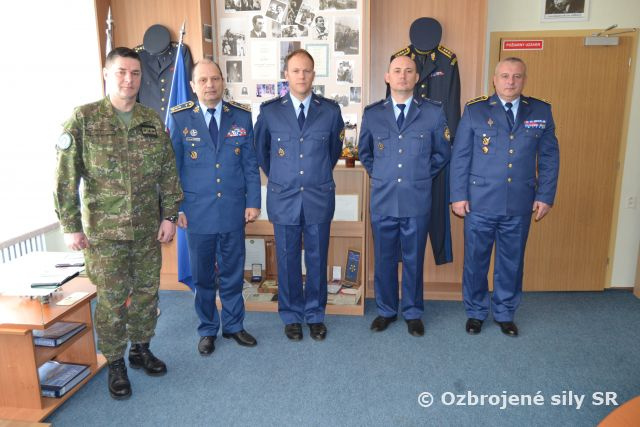 Príchod príslušníkov vrtuľníkového krídla z Afganistanu