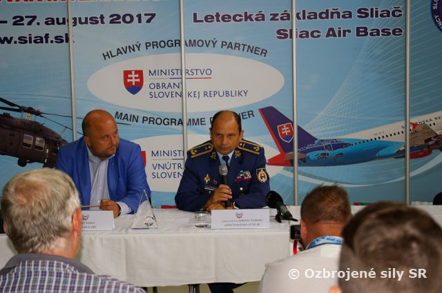 Víkendová letecká šou na Sliači