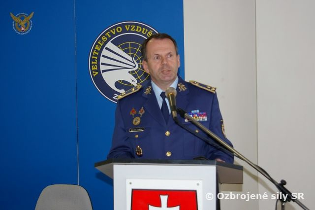 Slávnostný nástup k 72. výročiu víťazstva nad fašizmom 