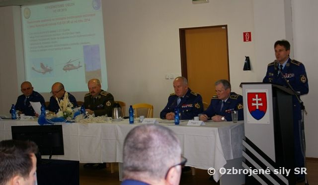 Veliteľ vzdušných síl vyhodnotil výcvikový rok 2015
