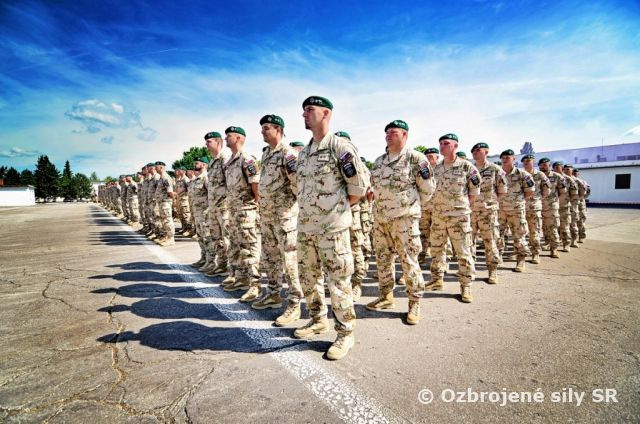 Minister obrany M.Glváč privíta v Topoľčanoch poslednú rotáciu vojakov z operácie ISAF - avízo
