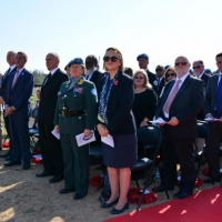 Modré barety si pripomenuli „Deň červených makov“