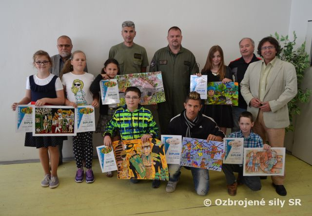 Deti maľujú vojakov