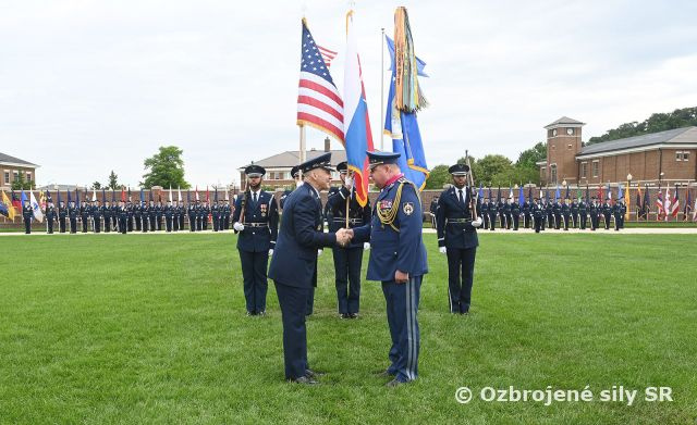Veliteľ Vzdušných síl OS SR na partnerskej návšteve u náčelníka štábu US AIR FORCE
