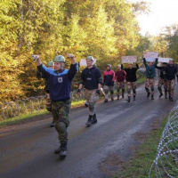 Práporová skupina pokračuje druhý deň v plnení operácie