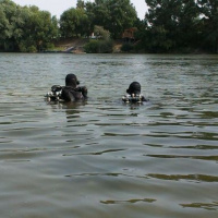 Seredskí potápači cvičili obojživelný prieskum