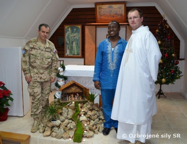 Štedrovečerná večera príslušníkov SLOVCON