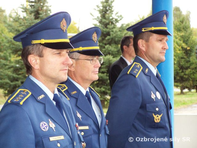 Vrtuľníkové krídlo má nového veliteľa