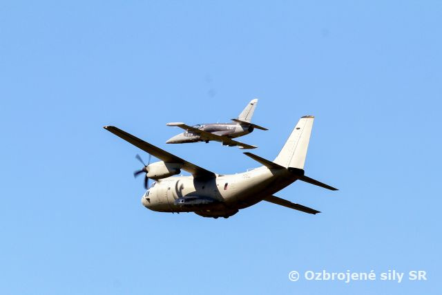 Ozbrojené sily SR predviedli svoje spôsobilosti na Medzinárodných leteckých dňoch SIAF 2023