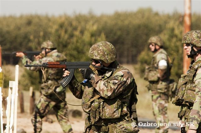 V Kuchyni sa strieľalo ostrými