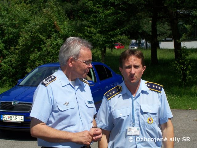 KOMODOR LTG 63 NAVŠTÍVIL VRTUĽNÍKOVÉ KRÍDLO V PREŠOVE