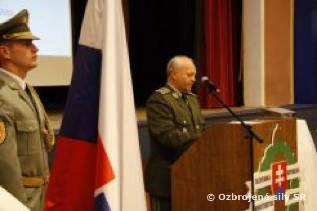 Odovzdanie velenia pozemným silám Ozbrojených síl OS SR - AVÍZO