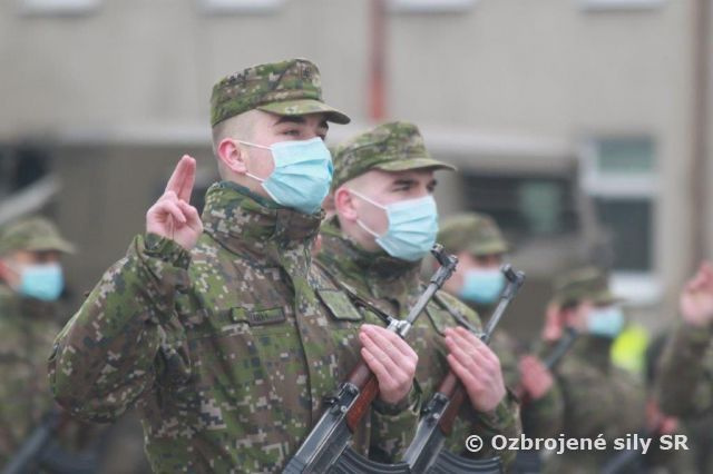 Vojenská prísaha v Základni výcviku a mobilizačného doplňovania Martin