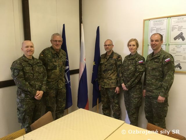 Expertné rozhovory v oblasti CIMIC a PSYOPS